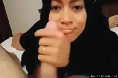 Tante Hot Ngemut Kontol Bule Gede Sampe Belepotan